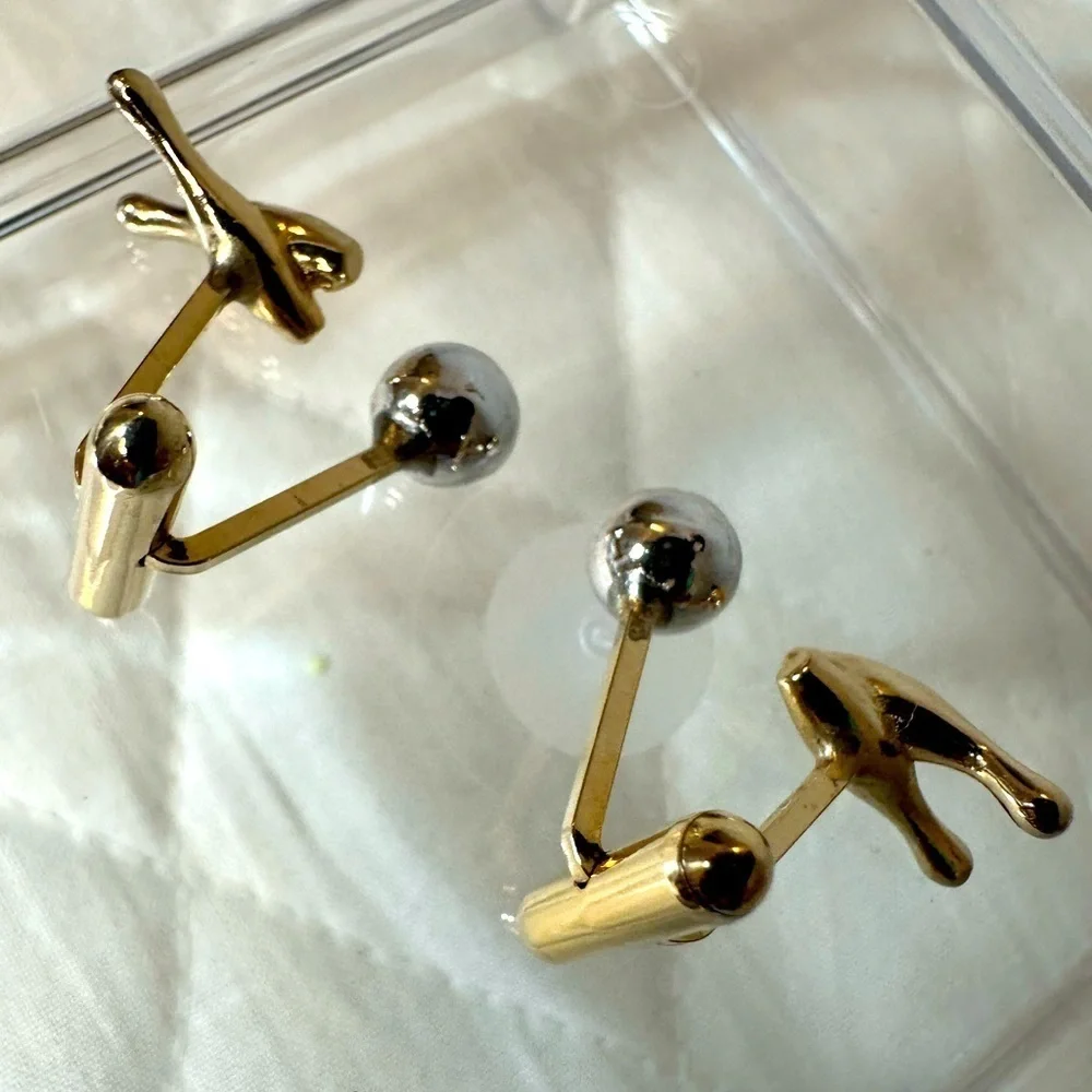 Gold and Silver Men’s Cufflinks Unique Classic Ball At The Ends